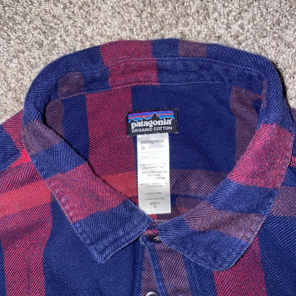 Men’s XL Patagonia flannel (blue and red)
